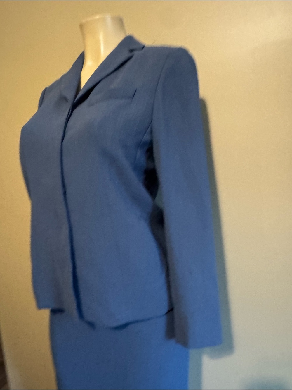 Kasper A.S.L. Petite Slate Blue Skirt Suit Set – Structured Blazer & Pencil Skir - Picture 4 of 11